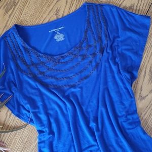 Liz Lange Maternity | blue top